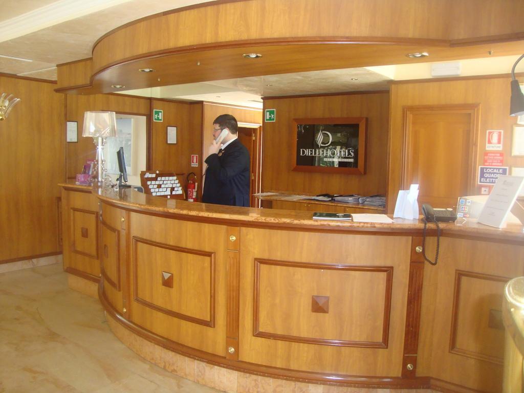 Park Hotel Roma Cassia Kültér fotó