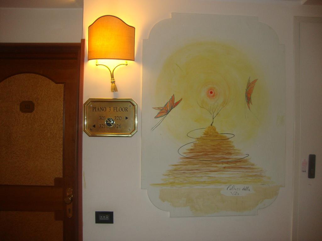 Park Hotel Roma Cassia Kültér fotó